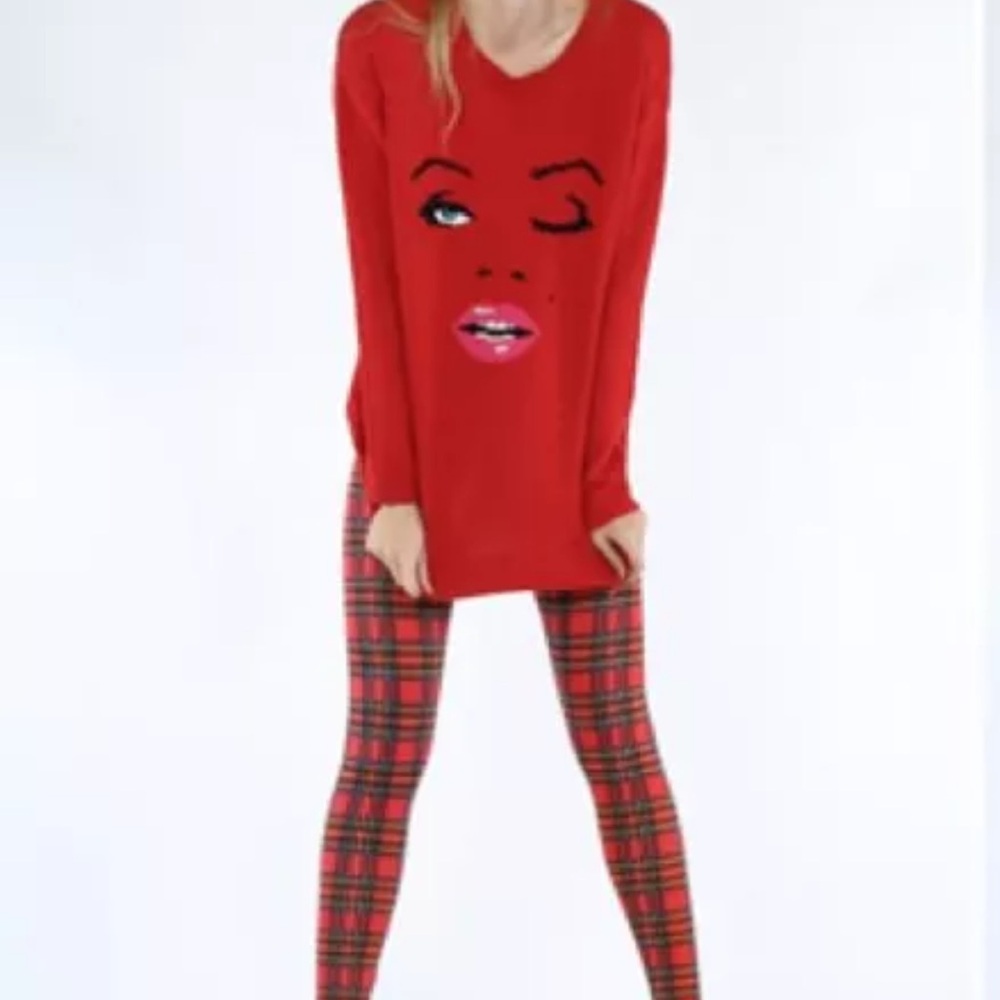 Betsey Johnson Marilyn Monroe wink face sweater - Picture 5 of 5